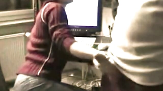 રસદાર બ્રાઉન વાળવાળી ક્યૂટી એબી ક્રોસ થ્રીસમમાં ડ્રિલ્ડ થાય છે બીપી સેક્સ વીડીયો ઓપન